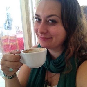 Meet your Posher, Courtney